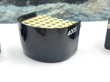 Load image into Gallery viewer, 1982 LEGO 4005 Tug Boat Legoland