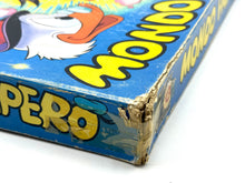Carica l'immagine nel visualizzatore di Gallery, Close-up detail of the worn corner of the Mondo Papero box