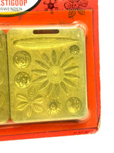 Carica l'immagine nel visualizzatore di Gallery, Close-up detail of yellow stencil designs featuring various flower patterns.