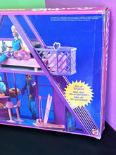 Carica l'immagine nel visualizzatore di Gallery, Mattel Barbie Suncharm Chalet packaging side view with various accessories.
