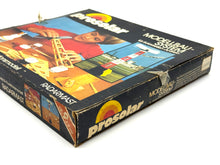 Carica l'immagine nel visualizzatore di Gallery, Prosolar model kit box side view featuring colorful graphics and text.