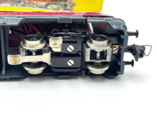 Load image into Gallery viewer, Vintage Trix Express 2260 H0 locomotiva diesel V200 Deutsche Bundesbahn #PV