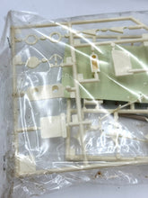 Load image into Gallery viewer, Moritsu Gosen Marui Fishing Ship – Candle Powered Model Boat – Vintage New Old Stock