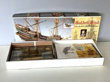Load image into Gallery viewer, Vintage Mamoli Kit Modellismo Navi Golden Hind plain back view with no graphics.