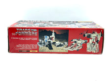 Load image into Gallery viewer, Original Transformers G1 Metroplex 1985 Hasbro Takara box packaging