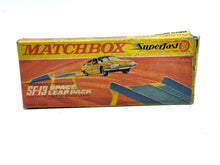 Load image into Gallery viewer, Matchbox SF-13 Space Leap Pack packaging view featuring colorful graphics.