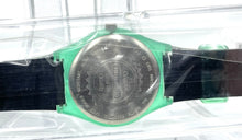 Carica l'immagine nel visualizzatore di Gallery, Orologio Nintendo Donkey Kong – Stile "Game Watch" vintage del 1993, nuovo con scatola originale