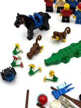 Load image into Gallery viewer, LEGO Legoland Space, Pirates & Castle Vintage 80s–90s Lot – Accessories & Minifigures