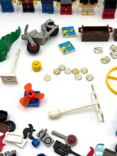 Load image into Gallery viewer, LEGO Legoland Space, Pirates & Castle Vintage 80s–90s Lot – Accessories & Minifigures
