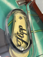 Load image into Gallery viewer, 1978 STARDRAKE PINBALL grendizer spacer KO Machinder vintage