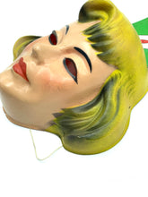 Load image into Gallery viewer, 1979 SUPERMAN & SUPERGIRL DC Comics HALLOWEEN Masks