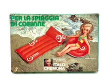 Carica l'immagine nel visualizzatore di Gallery, Set di bambole Italocremona anni '70 Accessori per la spiaggia di Corinne, nuovo vecchio stock