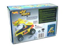 Carica l'immagine nel visualizzatore di Gallery, 1992 Mattel Hot Wheels Key Force Swingshot Dune Buggy turbo serbatoio nuovo vecchio stock