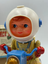 Load image into Gallery viewer, Masudaya Tin Litho Space Scooter Astronaut Rider – 1960s Vintage Japan