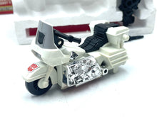 Load image into Gallery viewer, 1986 Takara GiG Transformers C 74 Groove No.4101 Protect Bot Scouter