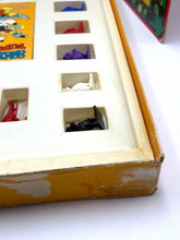 Carica l'immagine nel visualizzatore di Gallery, Colpo Grosso a Topolinia Gioco da Tavolo – Vintage Clementoni Disney
