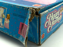 Carica l'immagine nel visualizzatore di Gallery, La famiglia del cuore, casa di famiglia amorevole – Barbie NOS 1986 Mattel