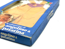 Carica l'immagine nel visualizzatore di Gallery, Abito da bambola Le salopettes di Angelino e Patatina anni '70 Sebino, nuovo, vecchio stock