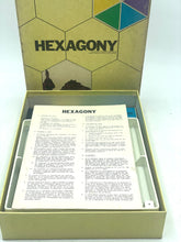 Carica l'immagine nel visualizzatore di Gallery, Gioco del cinghiale Avalon Hill degli anni '80 Hexagony nuovo vecchio stock