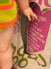 Carica l'immagine nel visualizzatore di Gallery, Bambola Ideal Toy Giggles del 1967 nuova, vecchia scorta