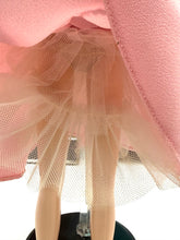 Carica l'immagine nel visualizzatore di Gallery, Barbie Nifty anni '50 – Le grandi mode del XX secolo, bambola da collezione (2000)