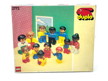 Carica l'immagine nel visualizzatore di Gallery, 1991 Lego Duplo 2772 world people nuovo vecchio stock