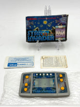 Load image into Gallery viewer, Close-up of Casio CG-600 screen and controls