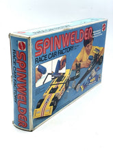 Carica l'immagine nel visualizzatore di Gallery, Auto da corsa Mattel Spin Welder vintage del 1974, nuova di zecca, vecchia scorta