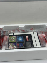 Load image into Gallery viewer, Vintage Snes Super James Pond (used) + Nintendo Scope New old stock