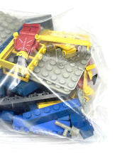 Load image into Gallery viewer, 1980 Legoland LEGO 6363 Auto Repair Shop Set