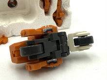 Carica l'immagine nel visualizzatore di Gallery, Transformers G1 Radarbot Techbot C-90 – Takara Hasbro GIG Italian Box
