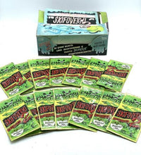 Load image into Gallery viewer, SKIFILTOR SKIFOVERMI 2 packaging view showing multiple sealed snack packets in a box.
