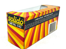 Load image into Gallery viewer, VINTAGE SOLIDO 1303 Fiat Ritmo Medecin de Nuit close-up of packaging side featuring brand name and design pattern.
