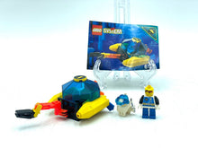 Load image into Gallery viewer, Vintage LEGO SYSTEM 6125 AQUAZONE Sea Sprint lifestyle view of submarine toy set in blue and yellow.
