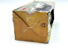 Load image into Gallery viewer, JUGUETES ROMAN COCHE ELECTRICO POLICE CAR back packaging view featuring brown and yellow colors.
