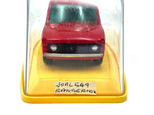 Load image into Gallery viewer, Side view of Pilen 549 Fire Chief Range Rover model showcasing details.
