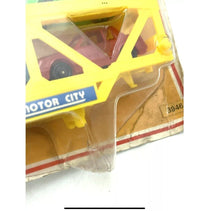 Load image into Gallery viewer, Contents of Tyco US1 Highway Construction Co. Trailer with Cars set displayed
