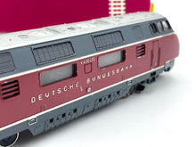 Load image into Gallery viewer, Detailed front view of vintage Trix Express 2260 H0 locomotive

