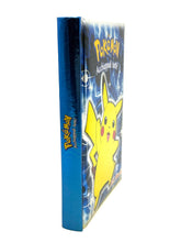 Carica l'immagine nel visualizzatore di Gallery, Side view of the Pokémon G1 Diary with Pikachu, showing the spine text.
