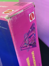 Carica l'immagine nel visualizzatore di Gallery, Front view of the Barbie playset packaging with logo and playset image.

