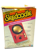 Carica l'immagine nel visualizzatore di Gallery, Front view of Hasbro Skedoodle game box displaying colorful design and contents listed.
