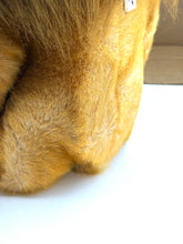 Load image into Gallery viewer, Detail close-up of Betsy Belle plush lion toy showing rounded paws.
