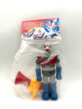 Carica l'immagine nel visualizzatore di Gallery, Front view of the Mazinger Z Medicom Toy 40th Anniversary robot figure sealed
