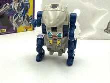 Load image into Gallery viewer, Transformers Battlebot D-80 – front view of creature mode
