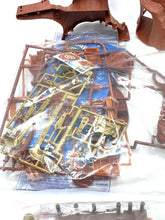 Carica l'immagine nel visualizzatore di Gallery, Famosa Disney Peter Pan treehouse playset close-up of a brown toy part with detailed design.
