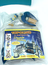 Carica l'immagine nel visualizzatore di Gallery, Walt Disney Wizard of Mickey Mouse playset packaging displaying multiple figures in colorful box.
