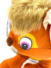 Carica l'immagine nel visualizzatore di Gallery, Close-up of the orange plush dog's head highlighting fluffy hair and big eyes.
