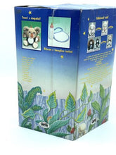 Carica l'immagine nel visualizzatore di Gallery, Another angle of the colorful box showcasing animal graphics and text.
