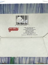 Carica l'immagine nel visualizzatore di Gallery, Envelope with logo and simple design in white and blue colors.
