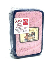 Carica l'immagine nel visualizzatore di Gallery, Villeroy &amp; Boch Foxwood Tales pink and blue bag packaging with illustrated design.
